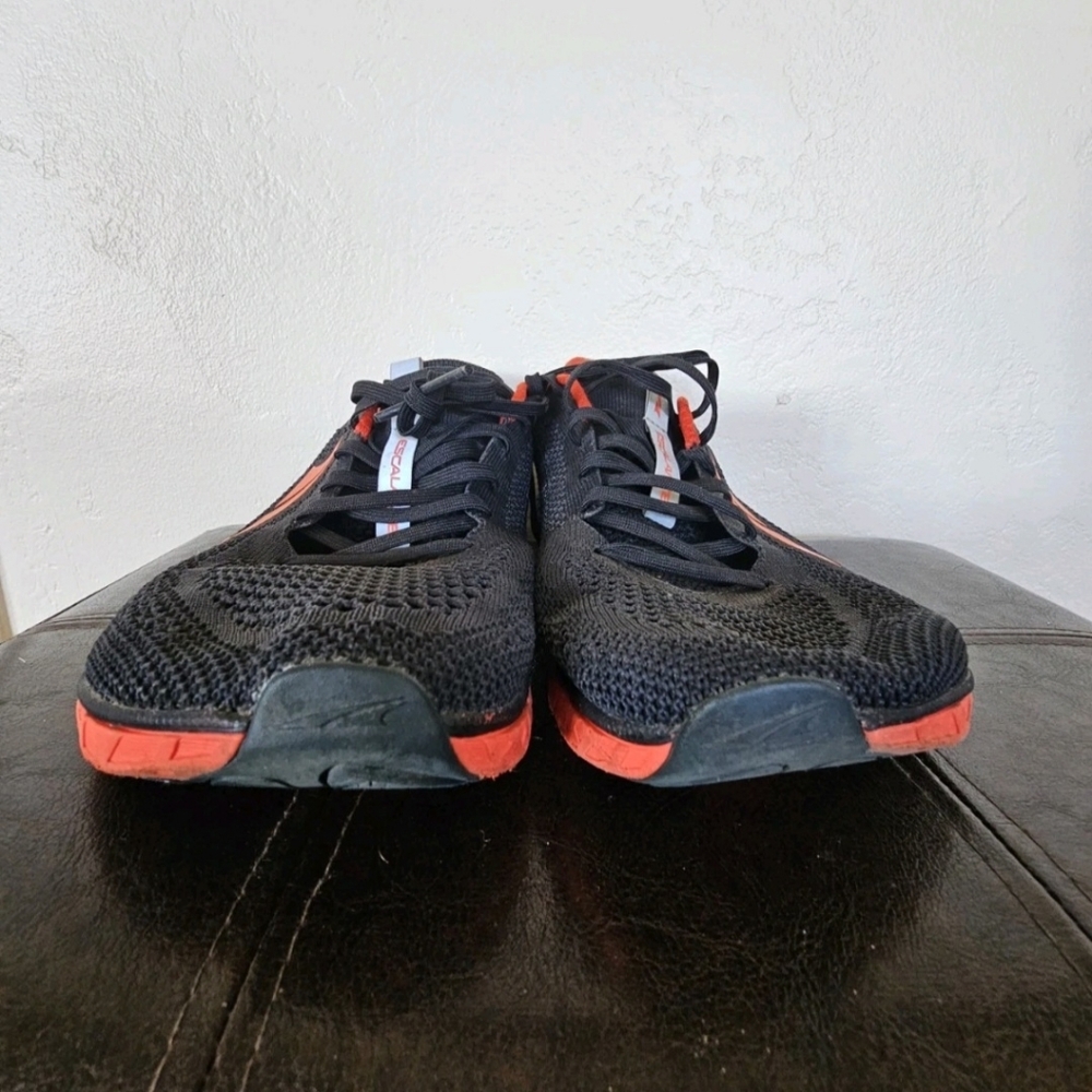 Altra Black and Red Sneakers - Picture 3 of 9
